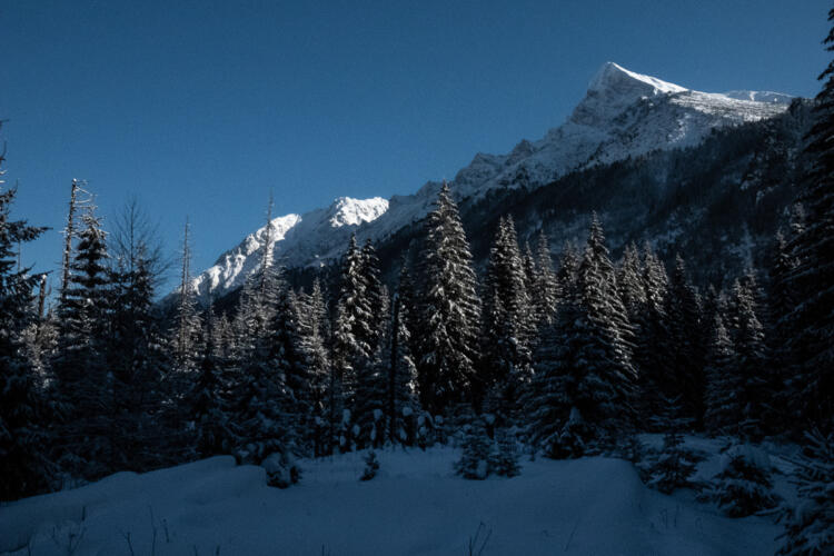 Kriváň nad tichou zimou – Koprová dolina, Vysoké Tatry